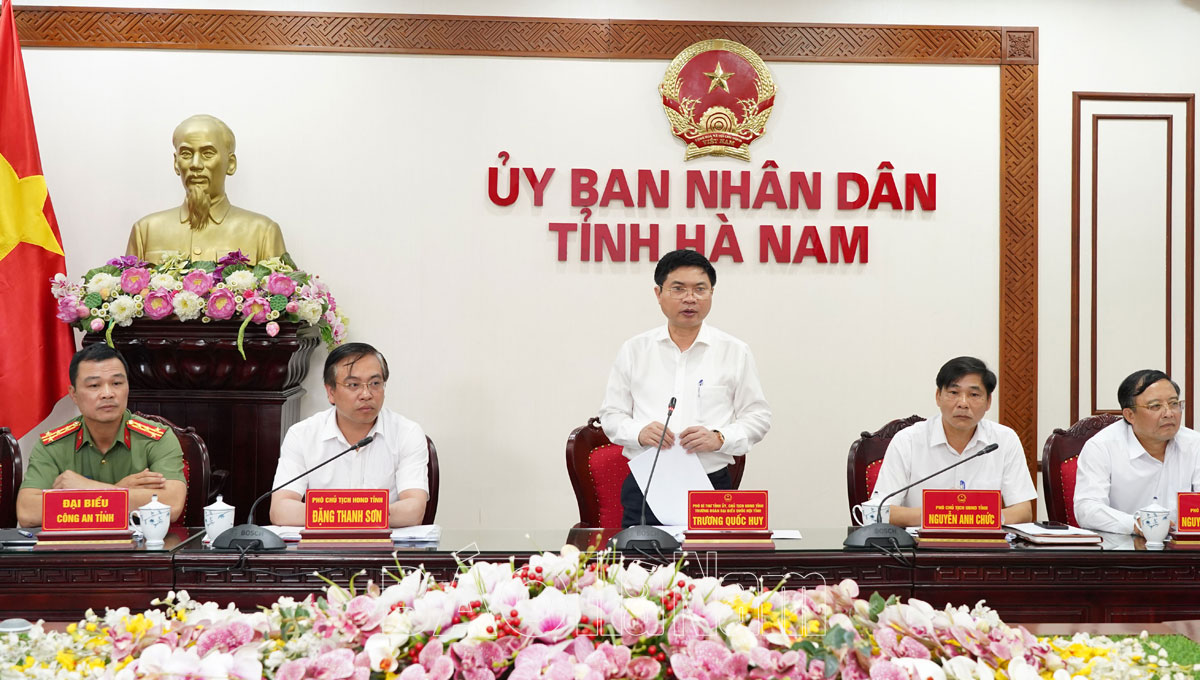 UBND tỉnh thảo luận các nội dung trình HĐND tỉnh tại kỳ họp giữa năm 2023 và các nội dung khác theo thẩm quyền