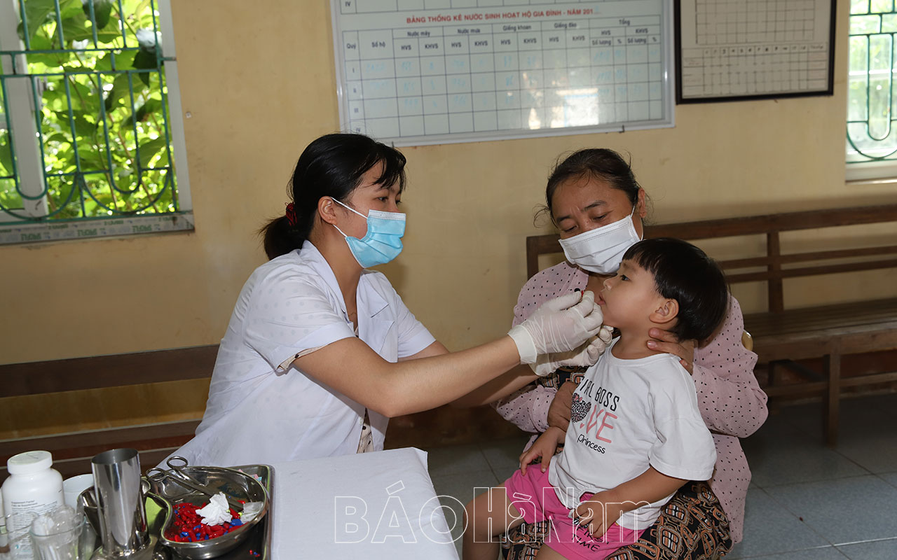 Hà Nam được phân bổ 203.000 viên vitamin A để bổ sung vi chất dinh dưỡng cho trẻ