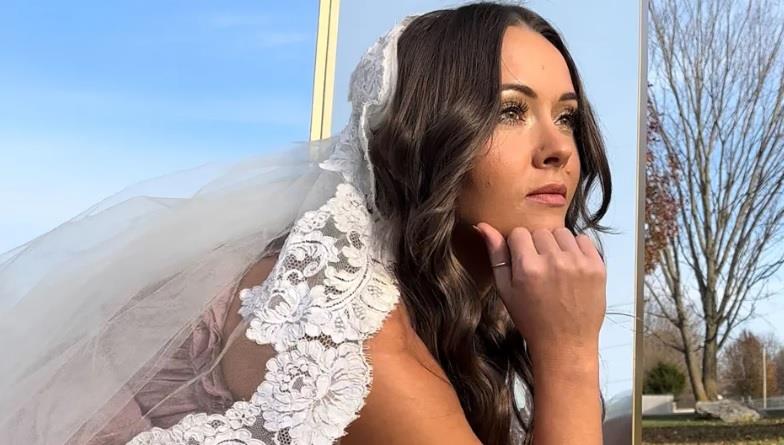 Phong trào sologamy- 'tự kết hôn với bản thân' nở rộ tại Mỹ