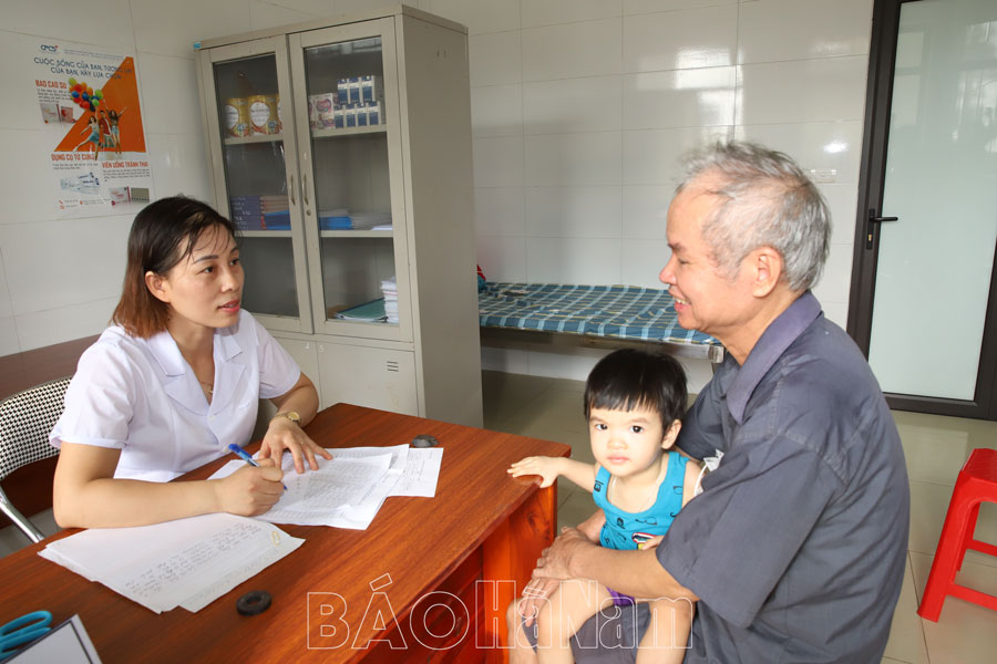 Một cán bộ dân số cơ sở năng nổ, nhiệt tình với công việc