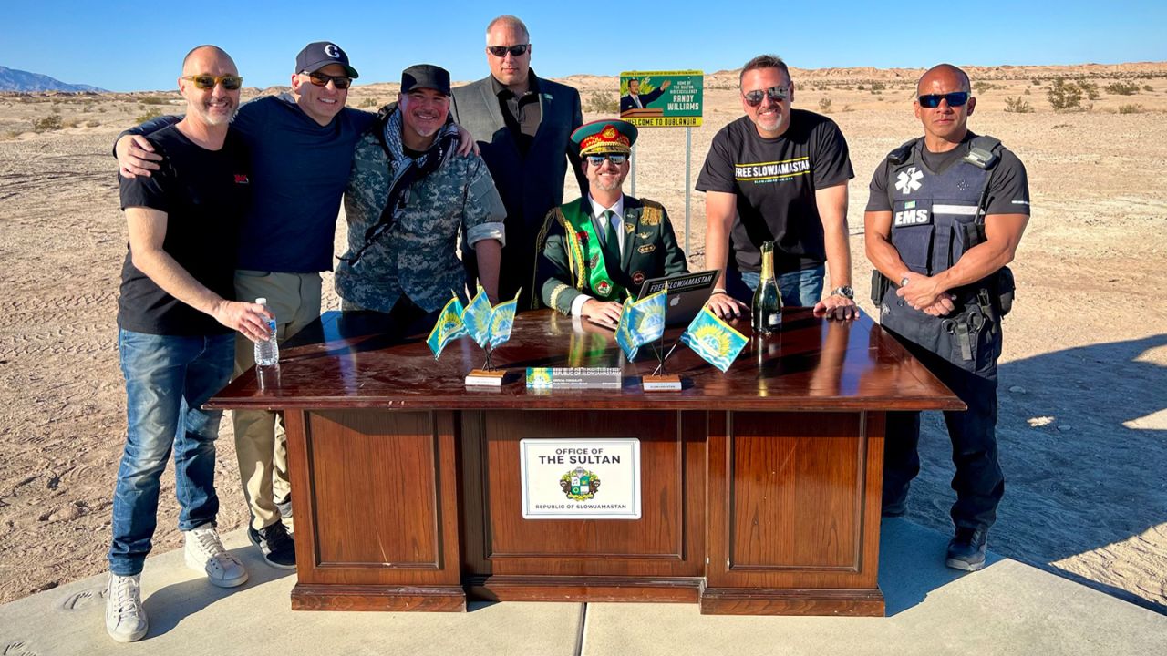 Người đàn ông mua đất lập quốc giữa nước Mỹ, tự xưng quốc vương