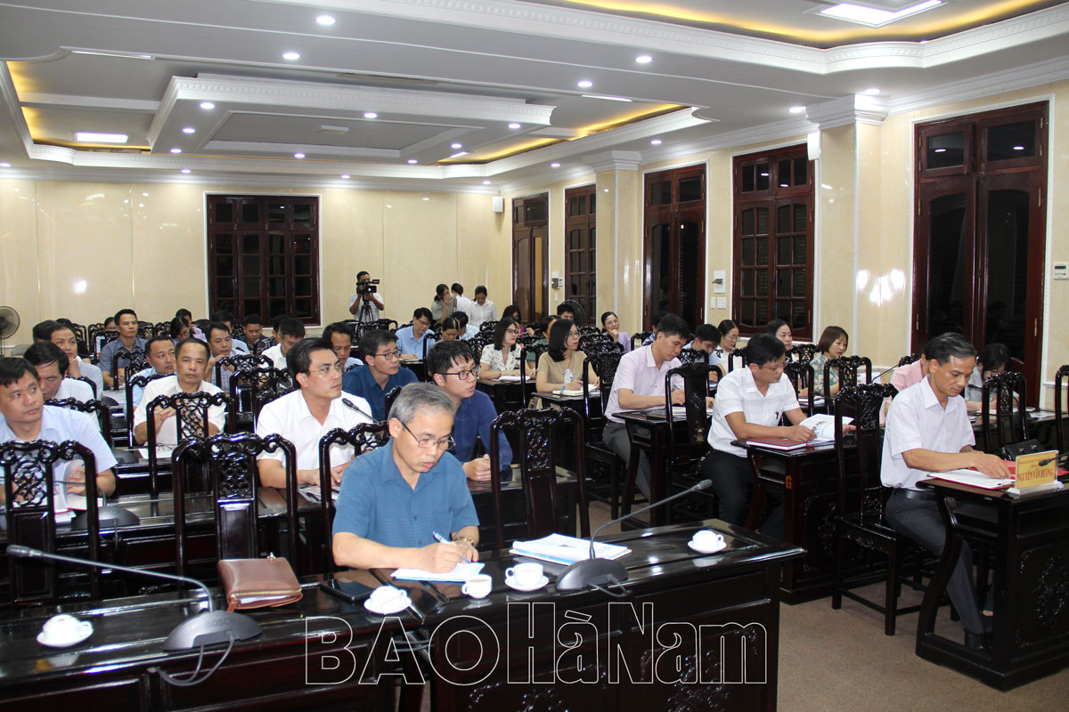 Đảng ủy Khối các cơ quan tỉnh tổ chức hội nghị báo cáo viên tháng 6