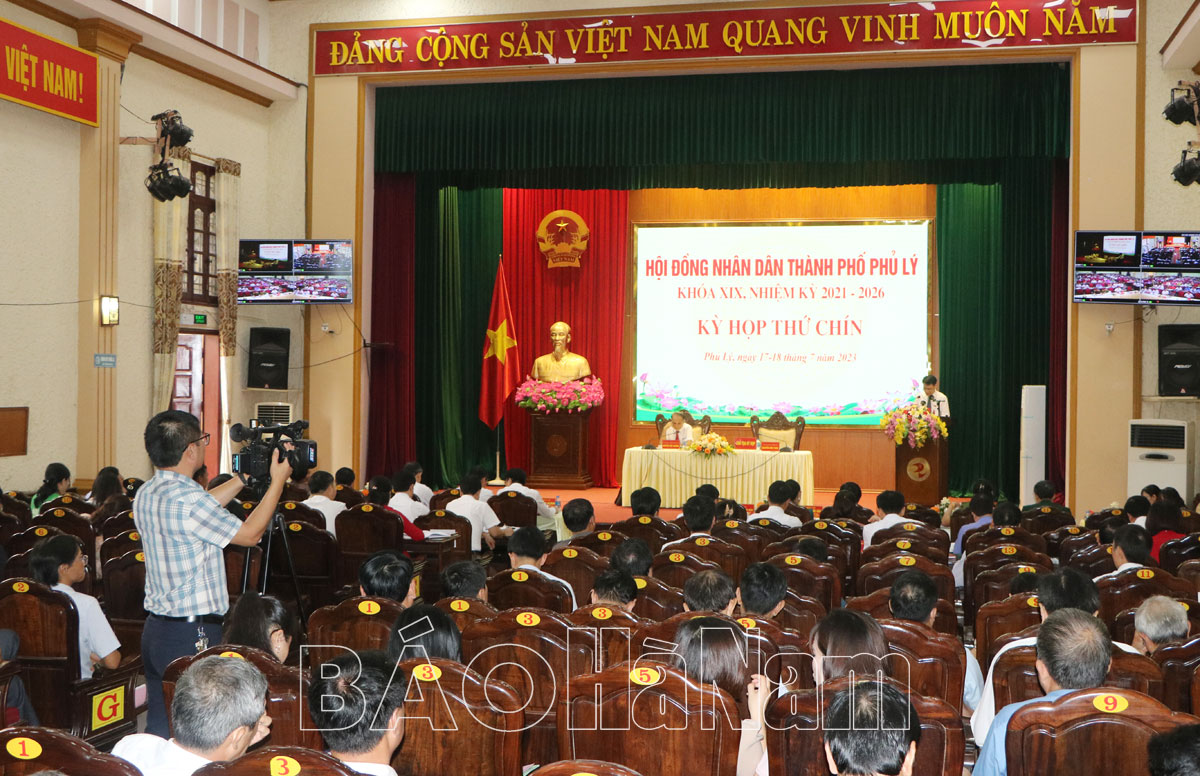 HĐND thành phố Phủ Lý khai mạc kỳ họp thứ 9