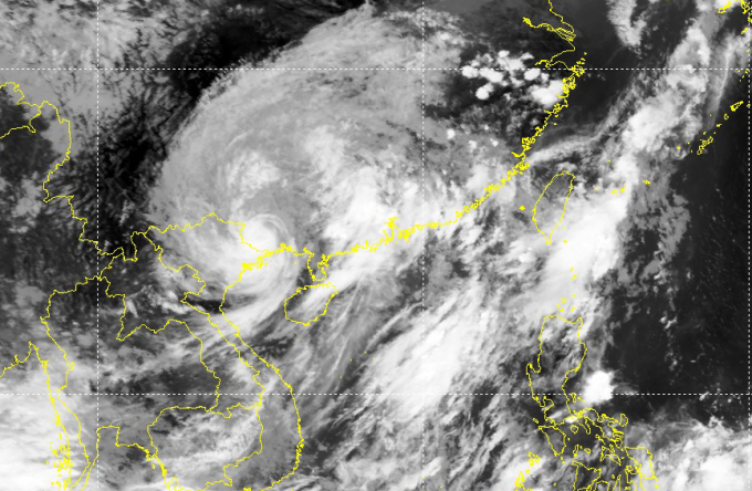 Bão Talim suy yếu khi vào biên giới Việt - Trung