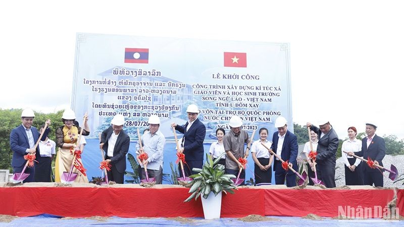 Khởi công xây dựng Trường song ngữ Lào-Việt Nam tại tỉnh Oudomxay