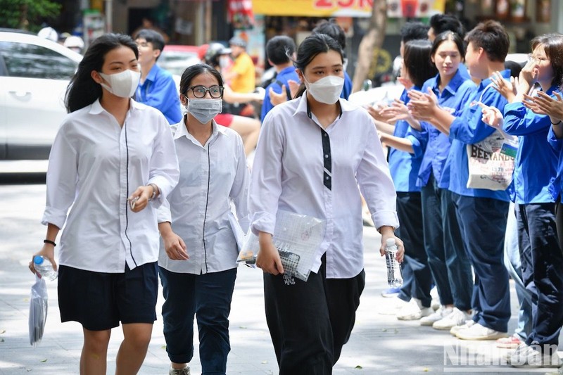 Lùi thời gian công bố kết quả xét tuyển đại học 2 ngày