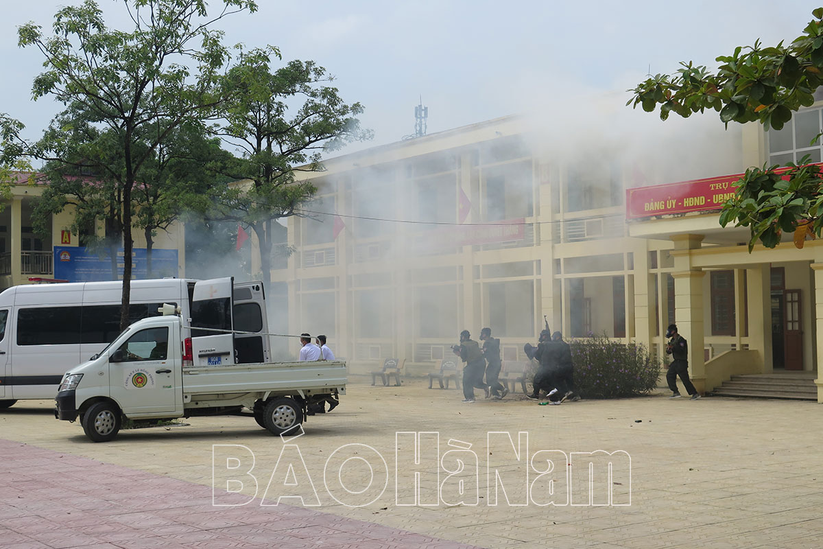 Hai phường Lê Hồng Phong và Châu Sơn hoàn thành diễn tập KVPT