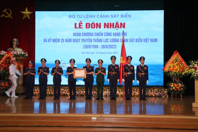 Kỷ niệm 25 năm Ngày truyền thống lực lượng Cảnh sát biển Việt Nam