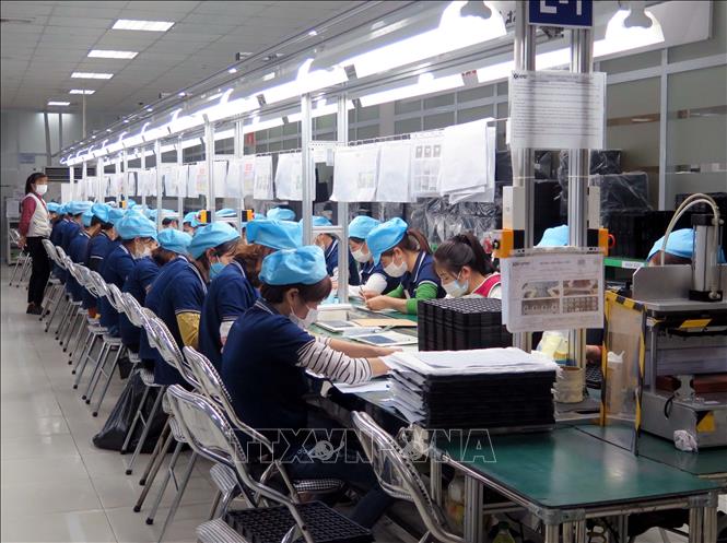 Tổng Liên đoàn Lao động Việt Nam tiếp tục hỗ trợ người lao động mất việc, giảm giờ làm​