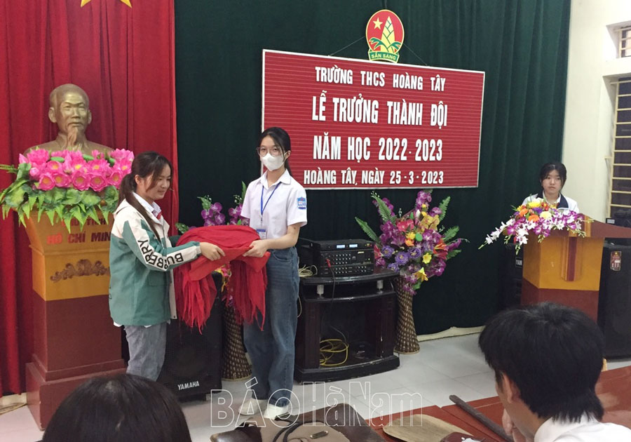 Đa dạng các hình thức giáo dục kỹ năng sống cho học sinh ở Trường THCS Hoàng Tây