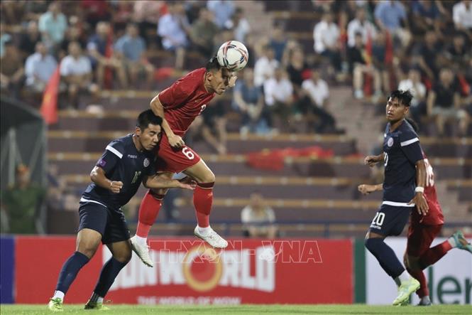 Thắng đậm U23 Guam 6 - 0, U23 Việt Nam tạm dẫn đầu bảng C