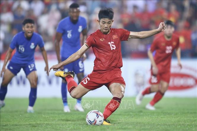 Vòng loại U23 châu Á: U23 Việt Nam chia điểm với U23 Singapore