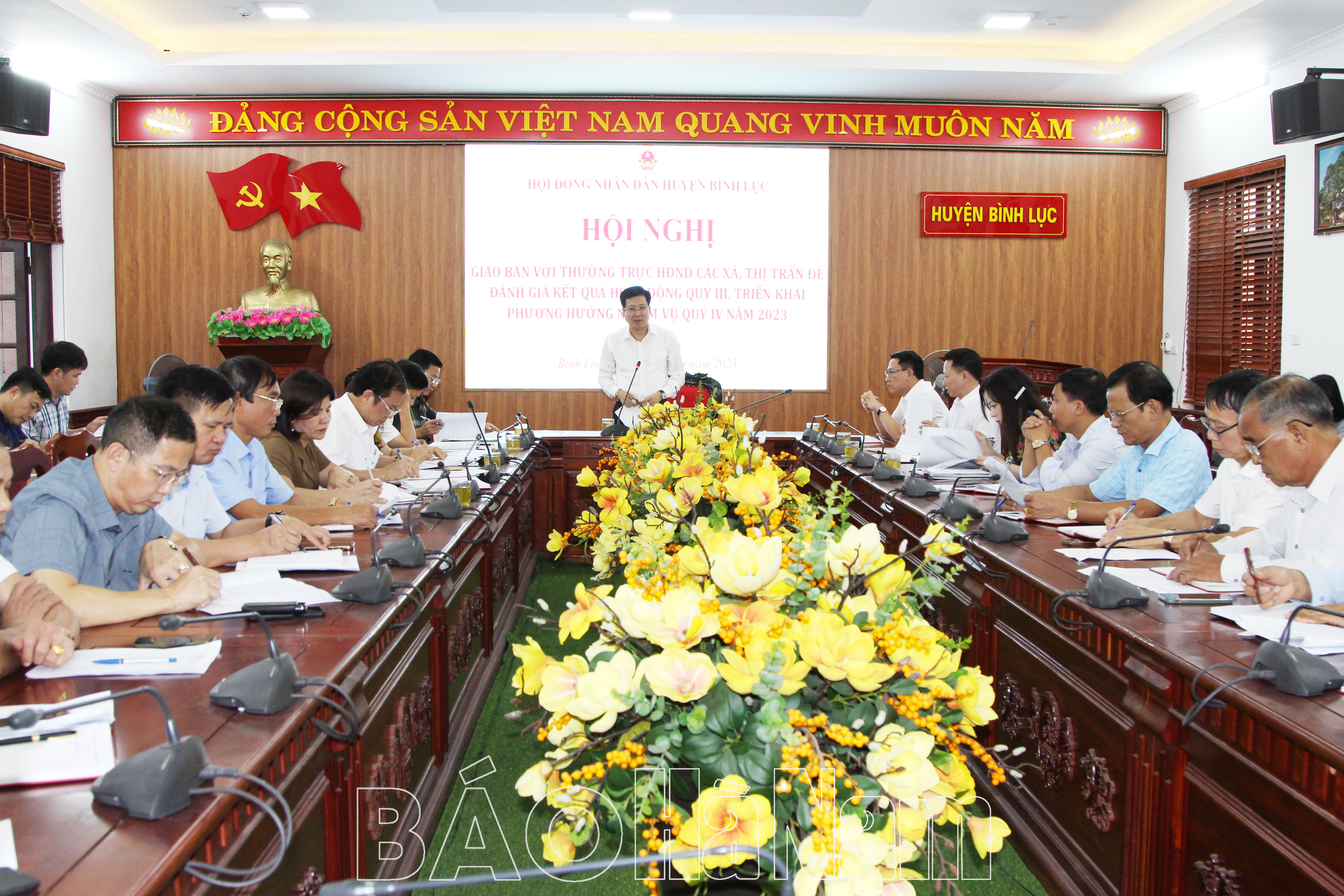 Thường trực HĐND huyện Bình Lục giao ban với thường trực HĐND các xã, thị trấn