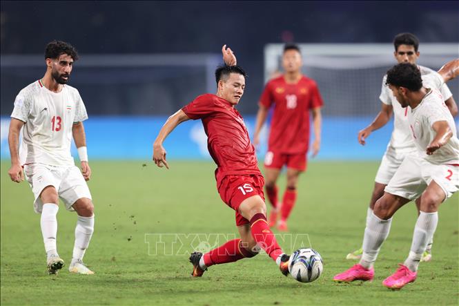 Thua Iran, cơ hội đi tiếp của Oympic Việt Nam đang dần hẹp đi