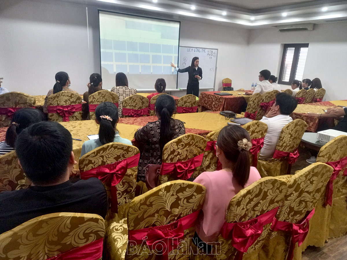 Tập huấn nghiệp vụ lễ tân, nhà hàng cho các đơn vị kinh doanh dịch vụ du lịch