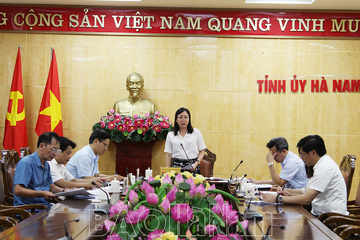 Thường trực Tỉnh ủy giao ban với các cơ quan tham mưu, giúp việc Tỉnh ủy, triển khai nhiệm vụ công tác quý IV/2023