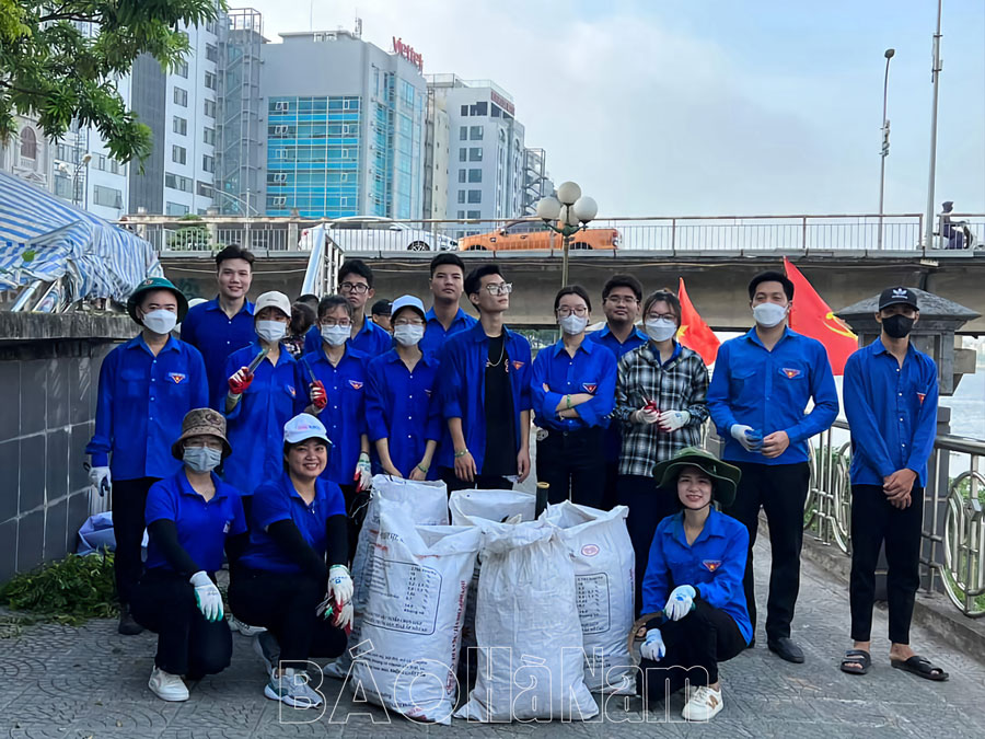Đoàn viên thanh niên tích cực tham gia bảo vệ môi trường