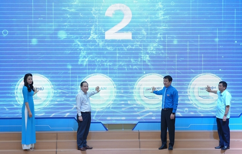 Đoàn viên thanh niên cam kết tuân thủ 4 quy tắc ứng xử văn minh trên không gian mạng