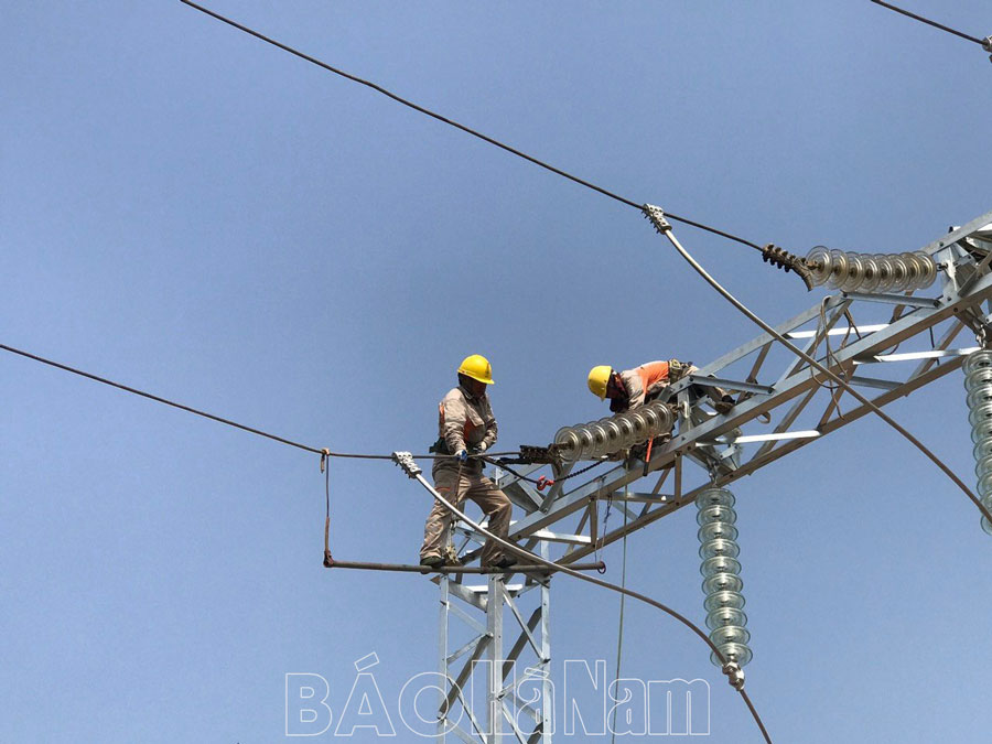Xây dựng lưới điện cao thế đáp ứng nhu cầu phụ tải tăng hằng năm