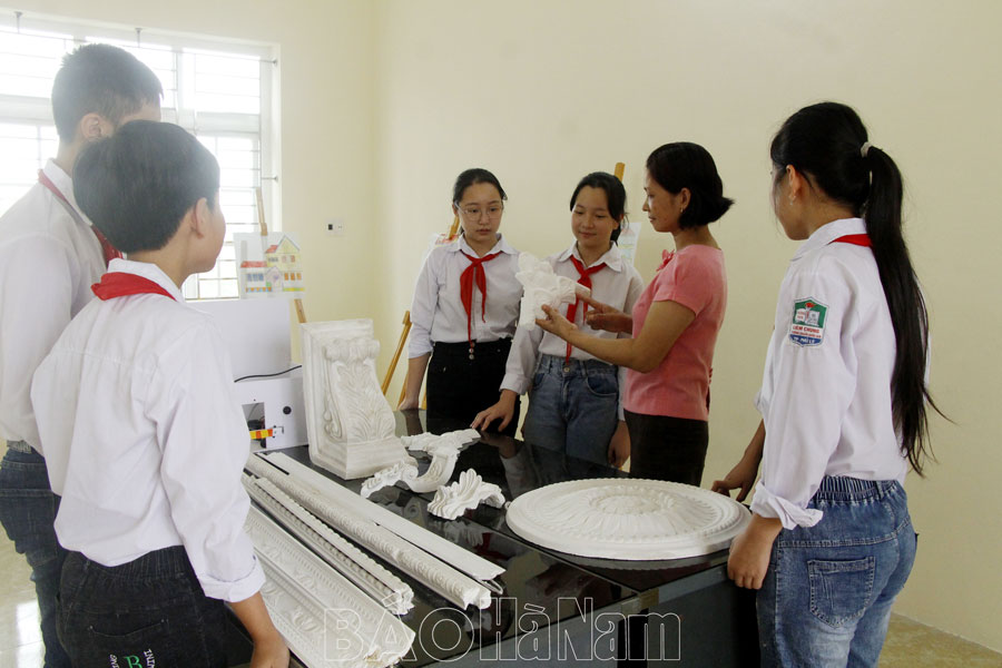 Tăng cường giáo dục hướng nghiệp, duy trì mục tiêu phân luồng học sinh