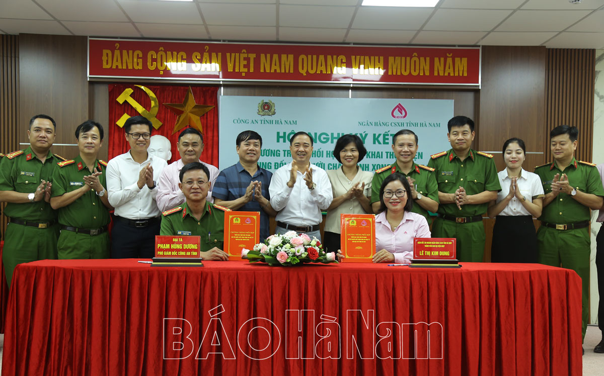 Ký kết Chương trình phối hợp triển khai thực hiện tín dụng đối với người chấp hành xong án phạt tù