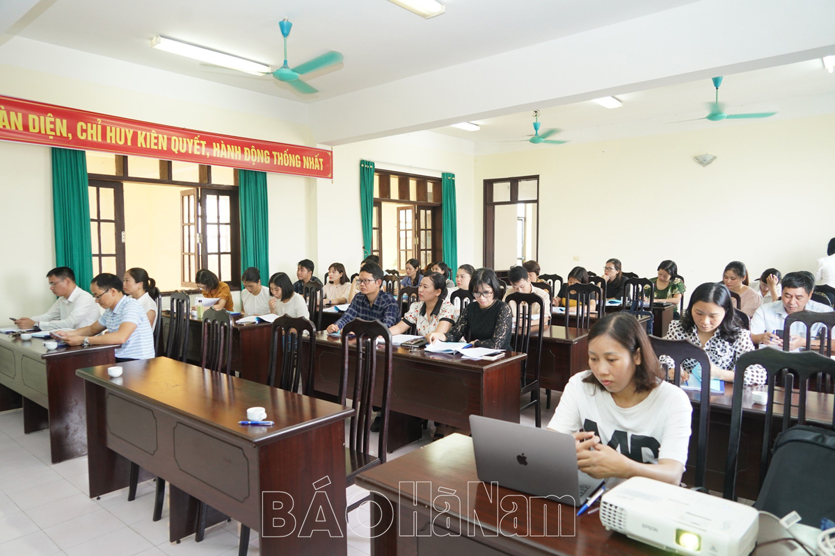 Bồi dưỡng kiến thức, kỹ năng tuyên truyền về dân tộc, tôn giáo cho đội ngũ làm công tác báo chí
