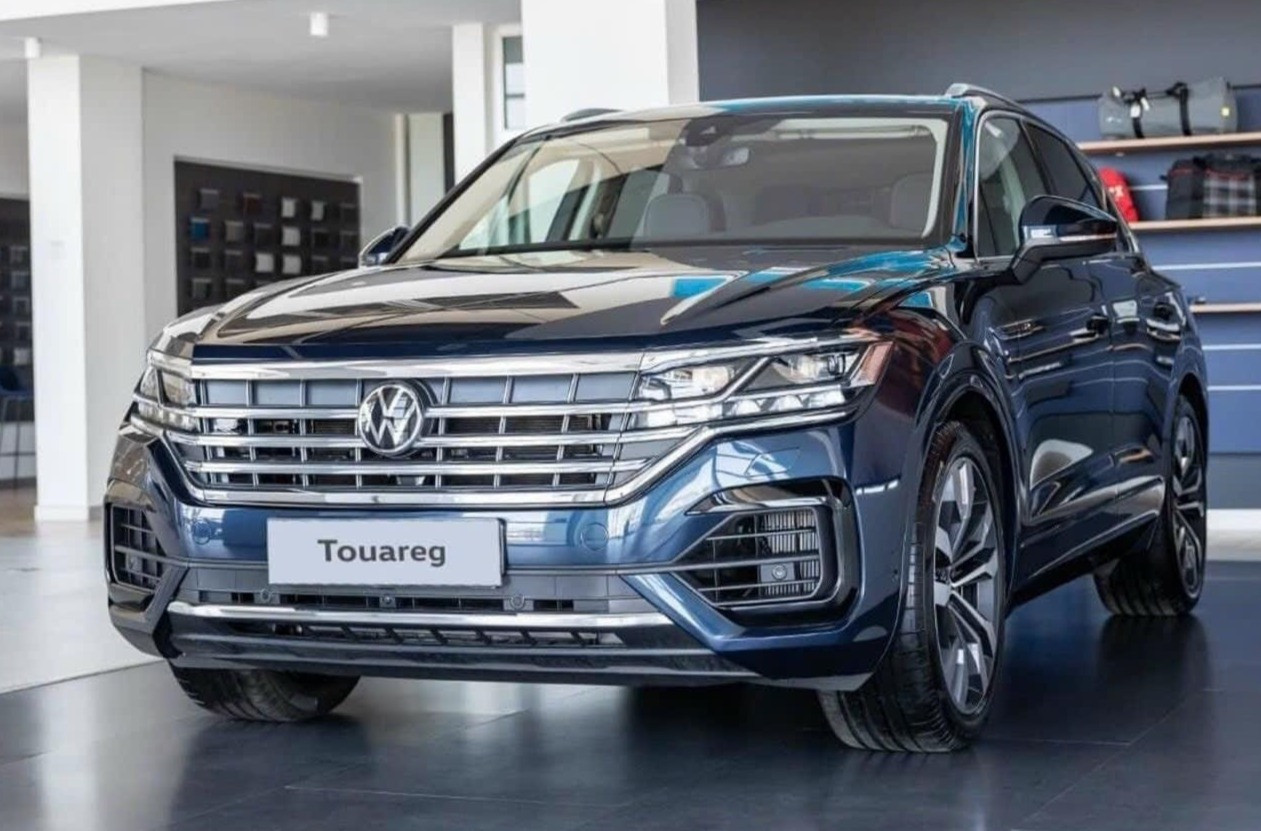 Giá ô tô tiếp tục giảm sâu, thêm "tân binh" giảm gần 300 triệu đồng