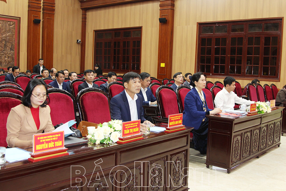 Ban Chấp hành Đảng bộ tỉnh quán triệt một số văn bản của Trung ương