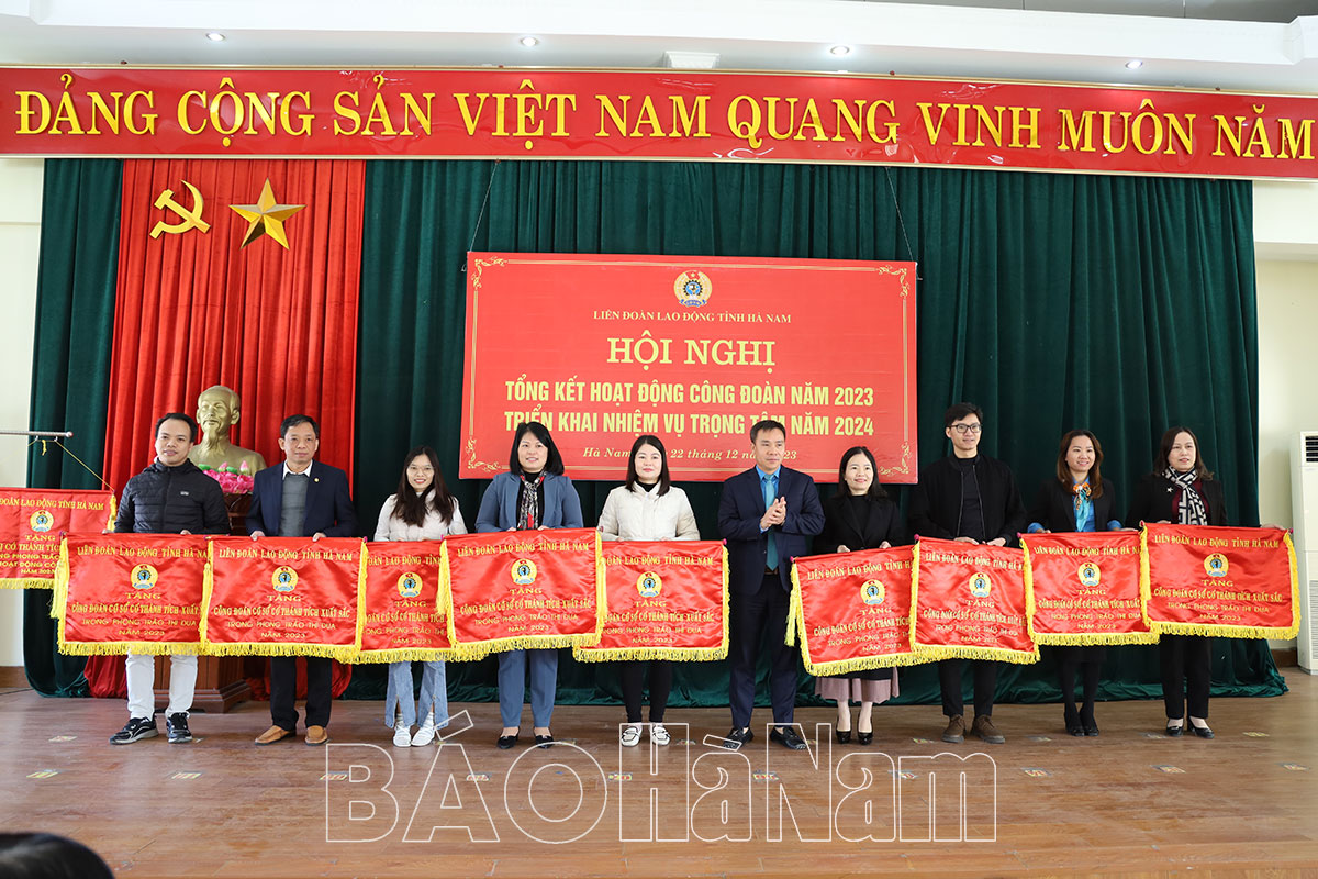 Tổng kết phong trào CNVCLĐ và hoạt động công đoàn năm 2023