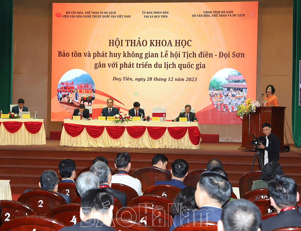 Hội thảo khoa học Bảo tồn và phát huy không gian lễ hội Tịch điền - Đọi Sơn gắn với phát triển du lịch Quốc gia