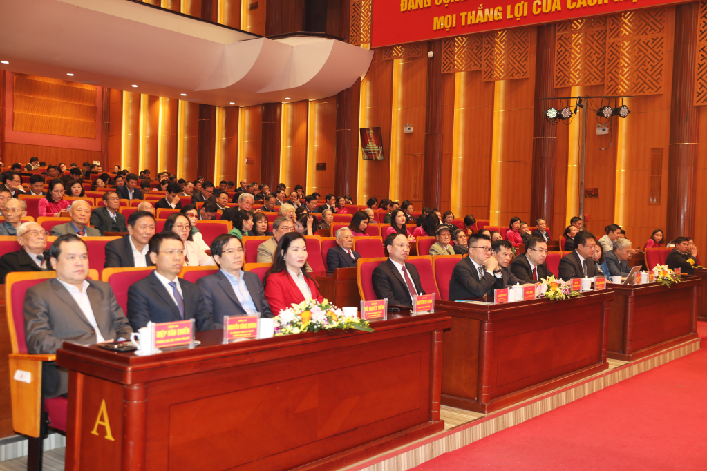 Trung tâm Truyền thông tỉnh Quảng Ninh kỷ niệm 95 năm Báo Than, 60 năm Báo Quảng Ninh ra số đầu, 40 năm phát sóng truyền hình và 5 năm ngày thành lập