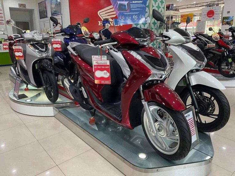 Thị trường xe máy ế ẩm, Honda SH, Yamaha Exciter giảm sập sàn