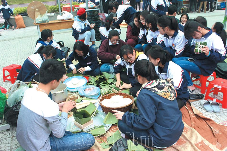 Giáo dục truyền thống cho giới trẻ qua Tết Nguyên đán