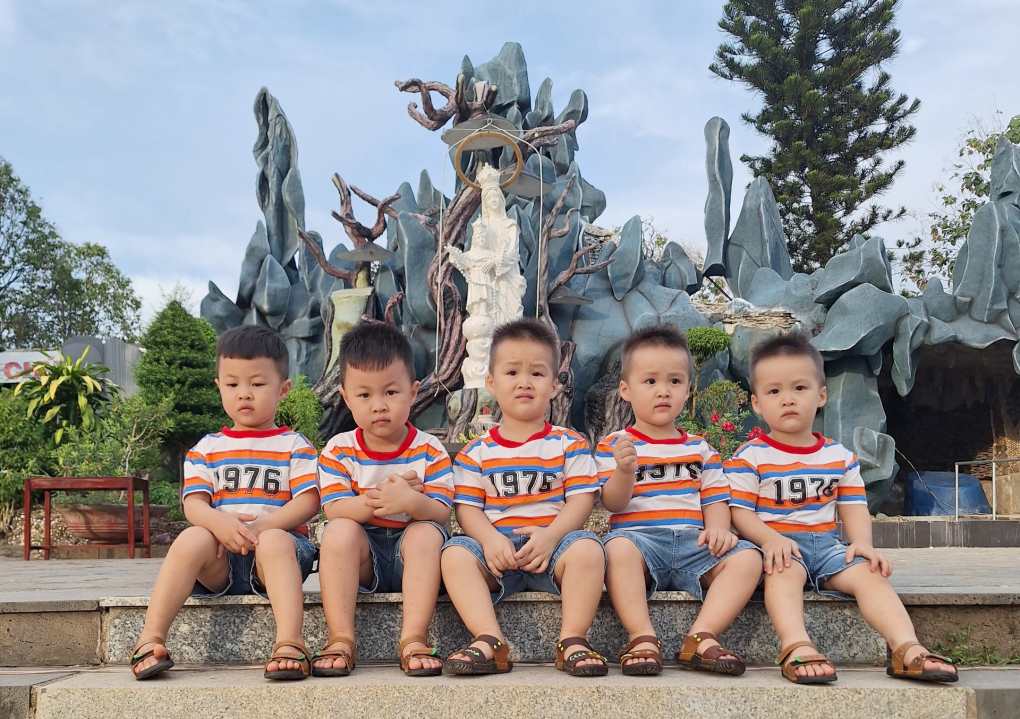 Người mẹ Đồng Nai sinh 5 con trong 13 tháng