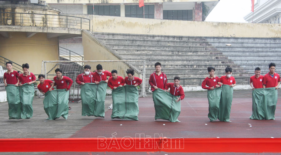 Trường THCS và THPT Nguyễn Tất Thành tổ chức“Ngày hội thể thao Gia đình” năm 2024