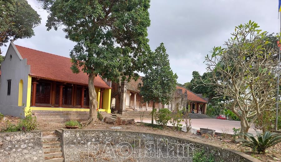 Khám phá kiến trúc độc đáo của chùa Bạch Liên