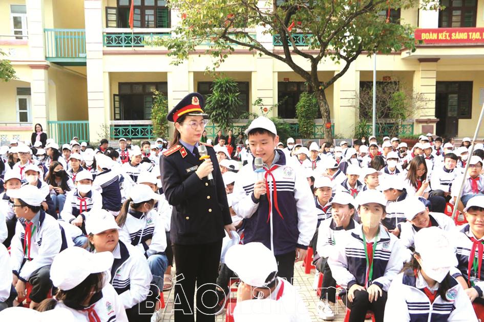 Nâng cao hiệu quả công tác tuyên truyền, phổ biến, giáo dục pháp luật trong nhà trường