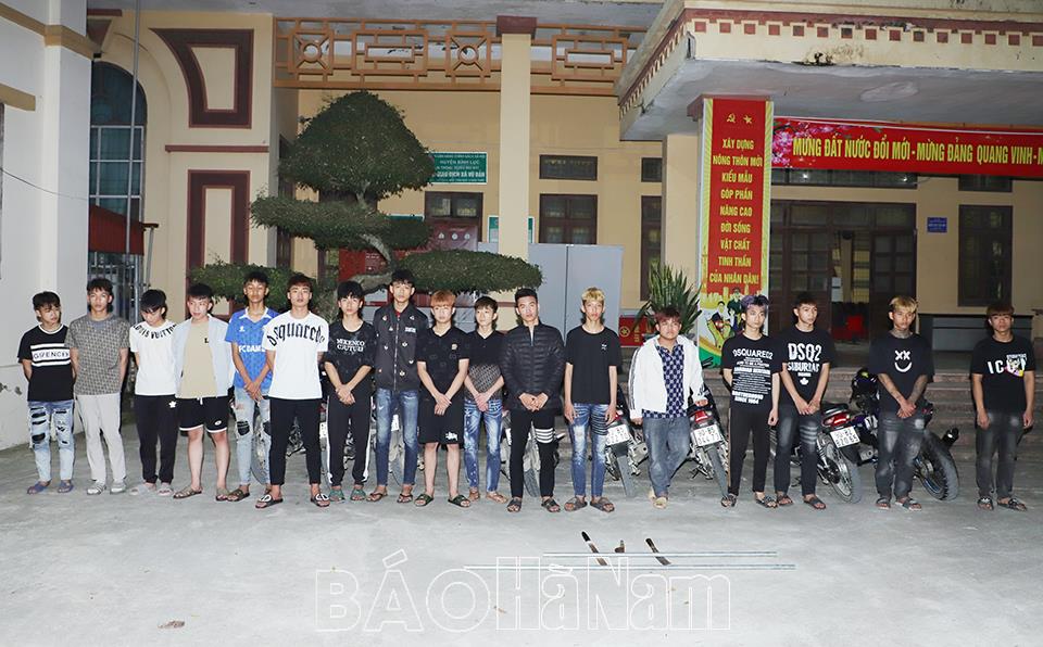 Công an huyện Bình Lục làm rõ nhóm thanh thiếu niên tụ tập, điều khiển xe tốc độ cao, lạng lách, đánh võng