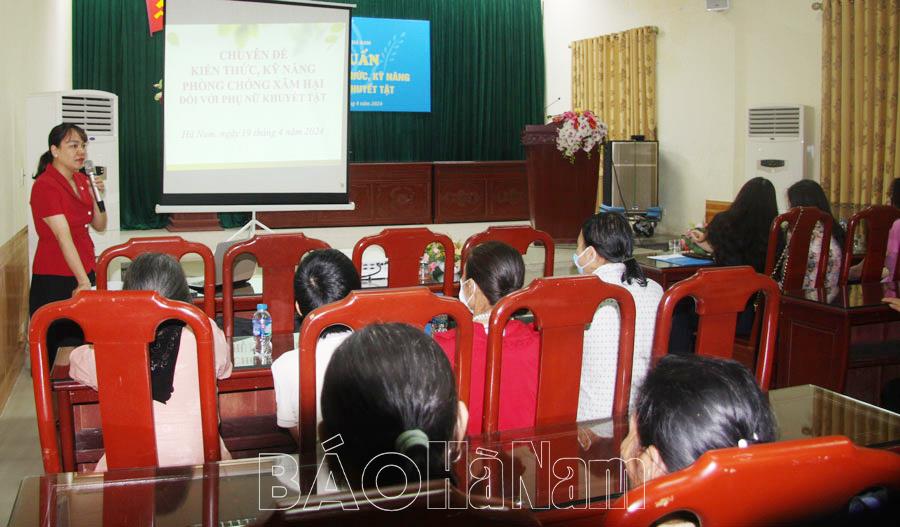 Hội LHPN tỉnh tập huấn, bồi dưỡng kiến thức, kỹ năng cho phụ nữ khuyết tật