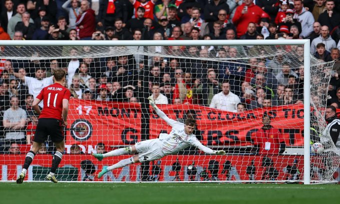 Thắng trên chấm luân lưu, Man Utd vào chung kết Cup FA