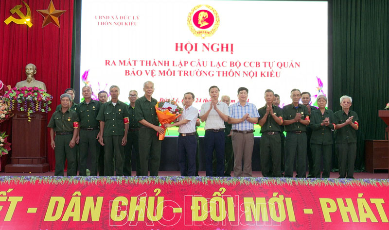 Hội Cựu chiến binh Lý Nhân ra mắt Câu lạc bộ “Cựu chiến binh tự quản bảo vệ môi trường”