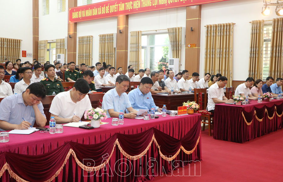 Đoàn Đại biểu Quốc hội tỉnh tiếp xúc cử tri huyện Bình Lục trước Kỳ họp thứ 7