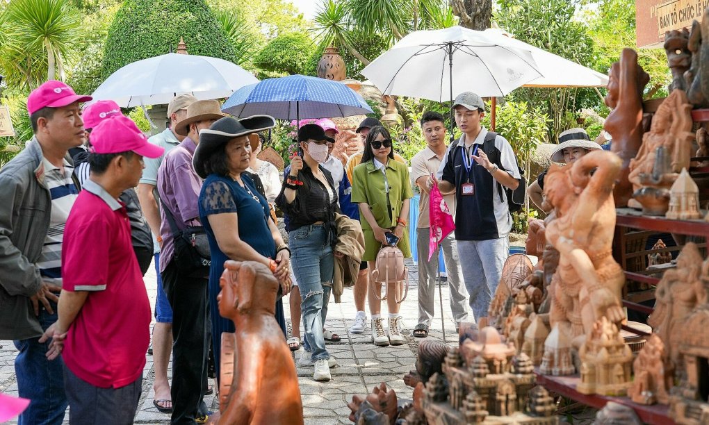 Du lịch hè vẫn 'né' đường bay