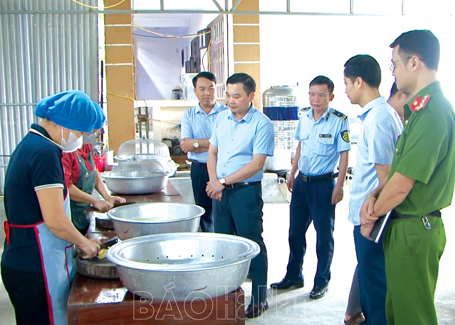 Bảo đảm an toàn thực phẩm vì sức khỏe cộng đồng