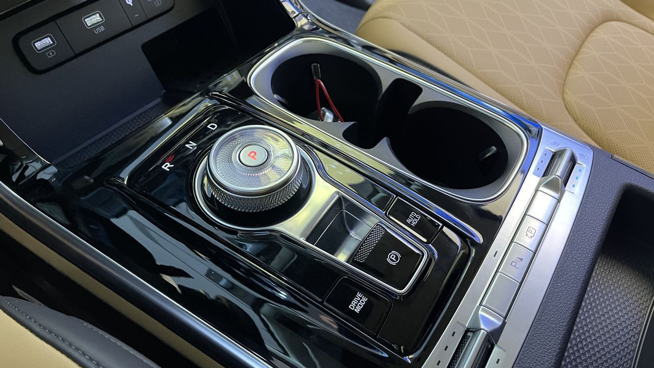 Uu nhược điểm về núm chuyển số trên ô tô đời mới