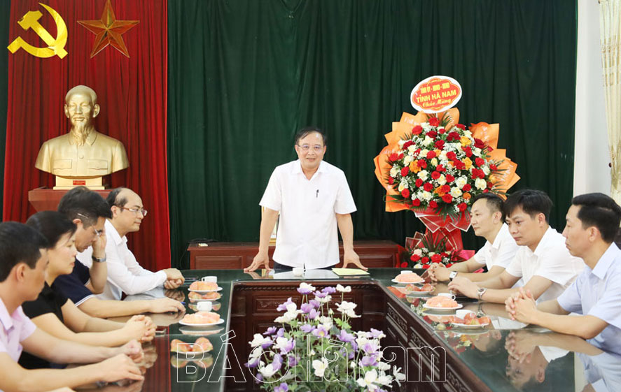 Lãnh đạo tỉnh chúc mừng nhân ngày Báo chí cách mạng Việt Nam