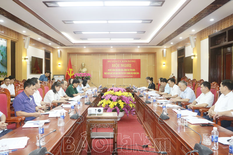 Huyện ủy Kim Bảng sơ kết công tác dân vận, tôn giáo, thực hiện quy chế dân chủ ở cơ sở