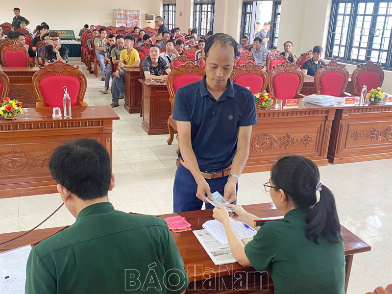 Ban CHQS thành phố Phủ Lý phúc tra, chi trả phụ cấp trách nhiệm đối với quân nhân dự bị