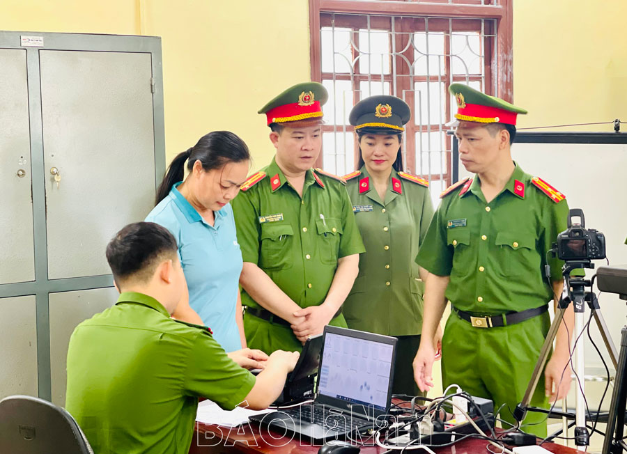 Công an huyện Bình Lục phát động phong trào thi đua triển khai Luật Căn cước năm 2023