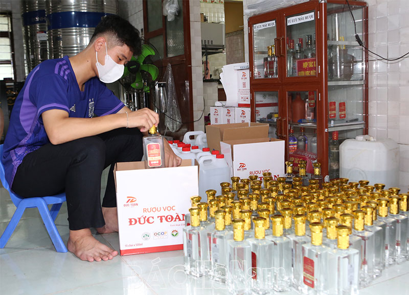 Nâng tầm sản phẩm rượu Vọc OCOP